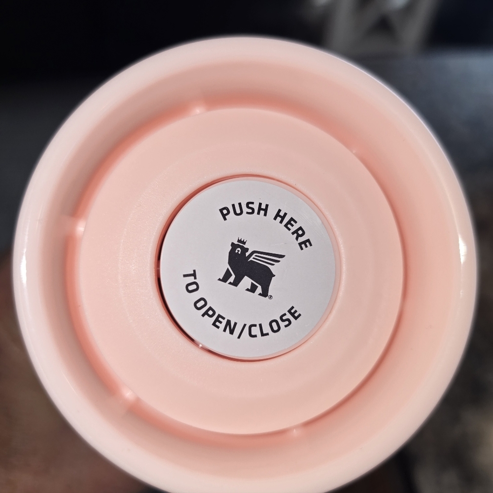 Stanley The Valentine’s Day Transit Surround Mug pink new 16 oz - Picture 2 of 3